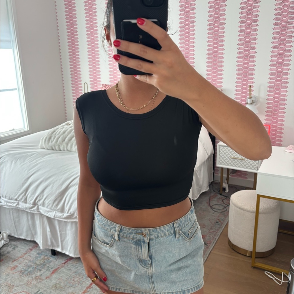 Black Women's Crop Top